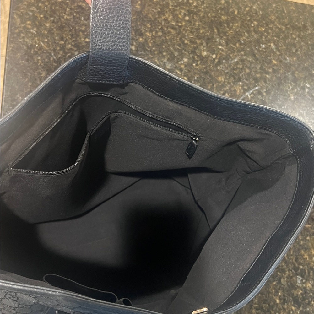 Gucci Black GG Guccissima Monogram Tote Bag - Picture 13 of 17